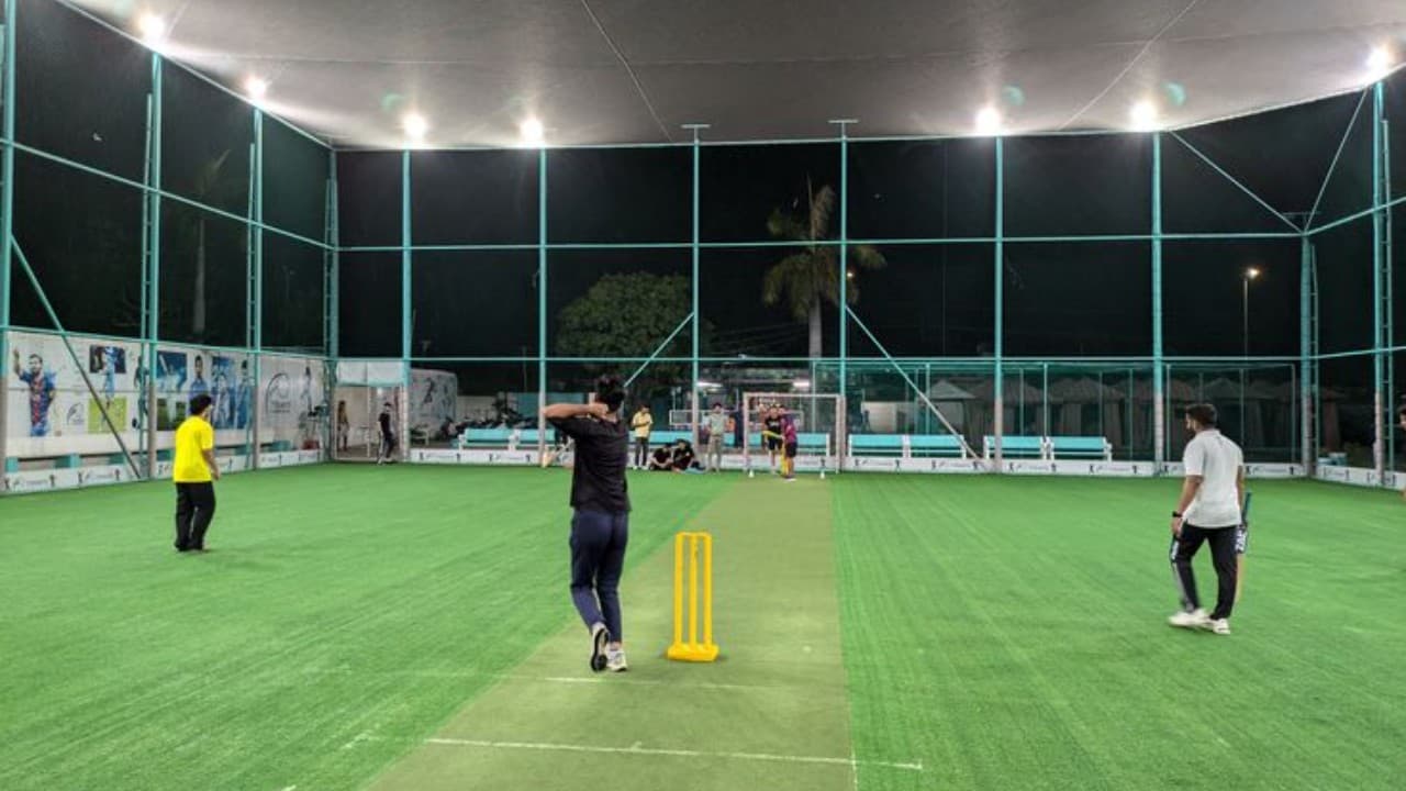 Openflo Box Cricket